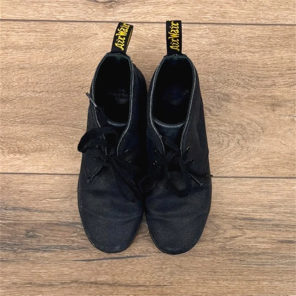 Dr Martens Henrie Men's Size 9 Black Canvas Chukka Boots High Top Sneakers‎